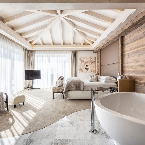 Clichés du Luxury Resort