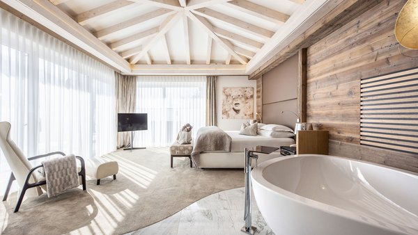 Das Hotel mit Whirlpool und Sauna im Zimmer in Südtirol