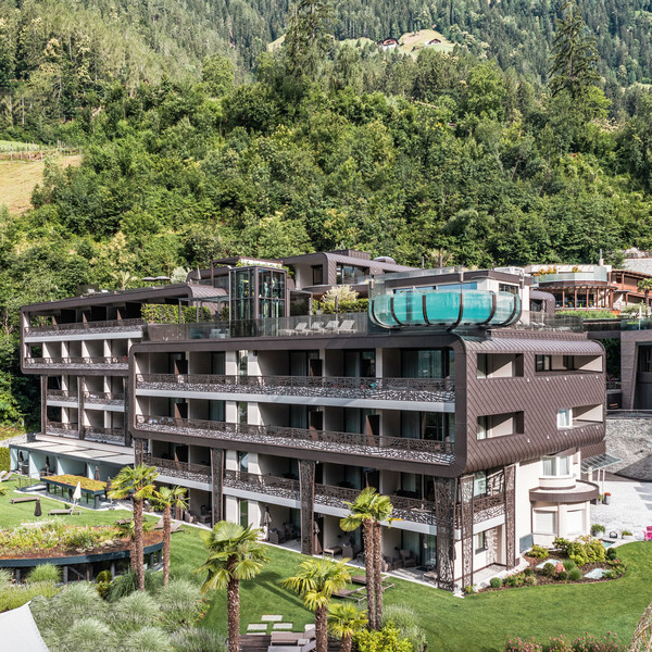 Clichés du Luxury Resort