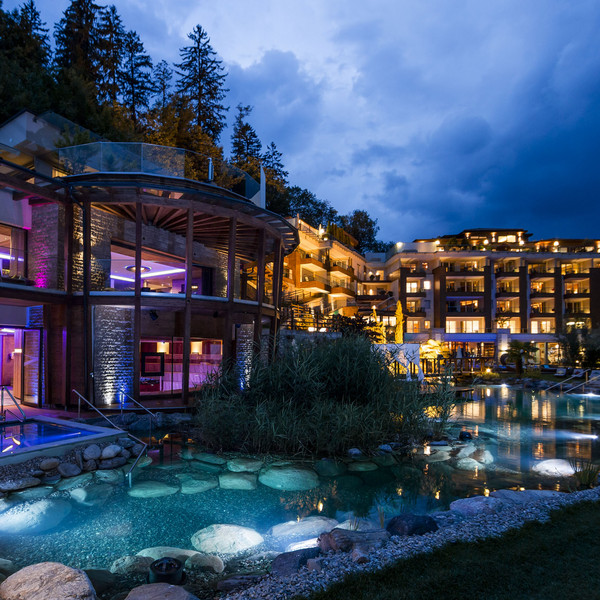 Clichés du Luxury Resort