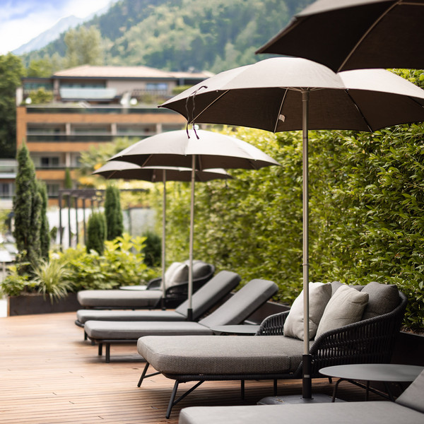 Clichés du Luxury Resort