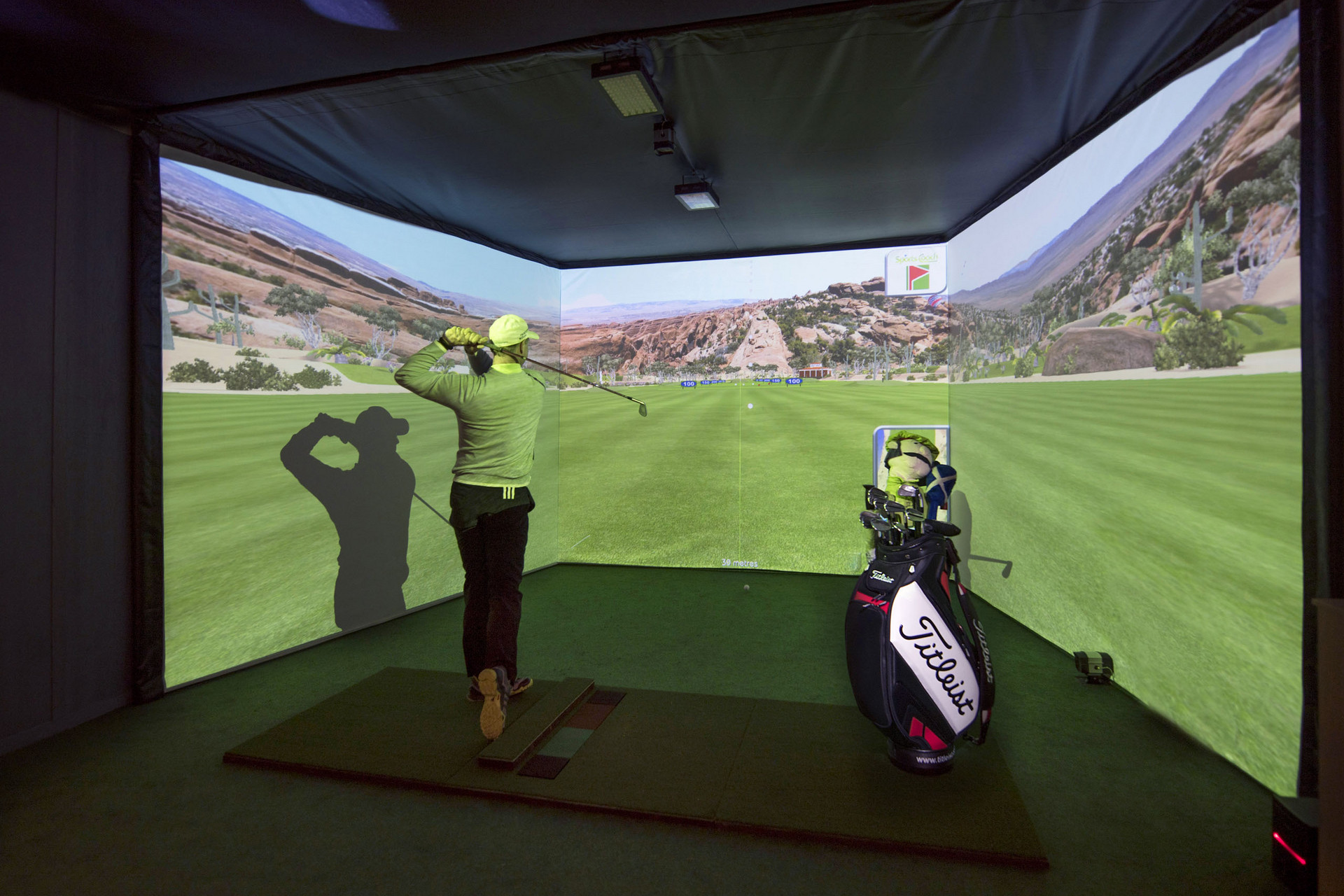 3D‑Golfsimulator Hotel Südtirol bei Meran – Golf & Wellness in einem 3D‑Golfsimulator Hotel Südtirol bei Meran – Golf & Wellness in einem