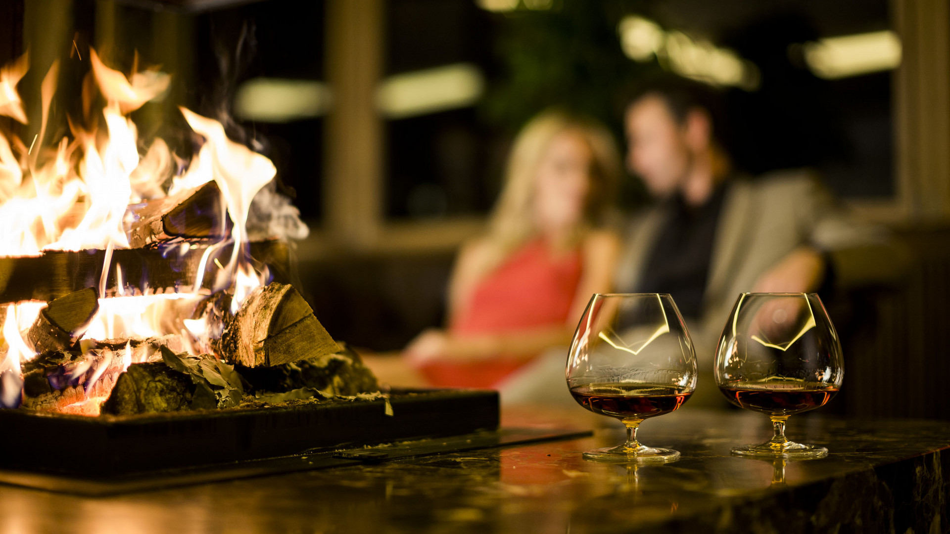 Le bar de l’hôtel et le salon à cigares au Quellenhof