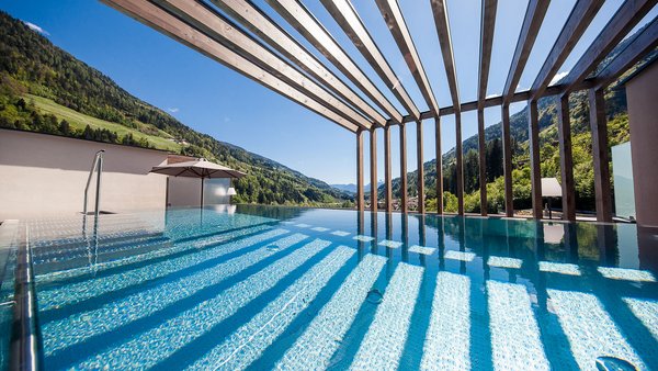 Das Hotel mit Whirlpool und Sauna im Zimmer in Südtirol