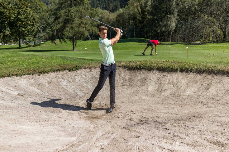 Spannende Partien im Golfhotel in Südtirol Spannende Partien im Golfhotel in Südtirol
