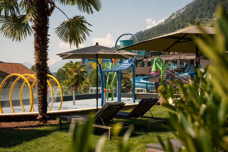 Bienvenue à notre hôtel familial du Tyrol du Sud avec toboggan aquatique !