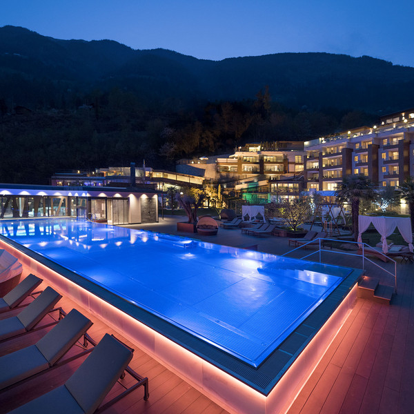 Clichés du Luxury Resort